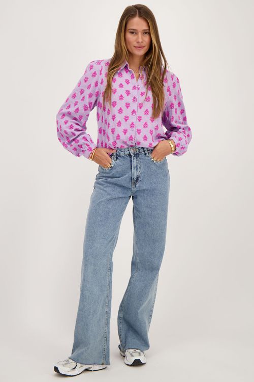 Lila blouse met roze bladeren