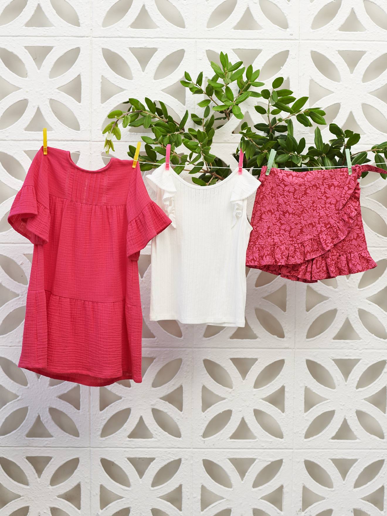 Vestido rosa framboesa em chiffon de algodão para meninas