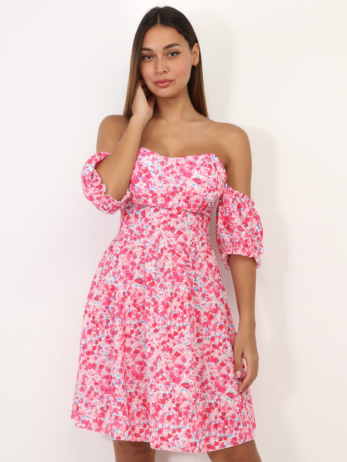 Robe bardot à fleurs et manches ballon- Blanc / rose