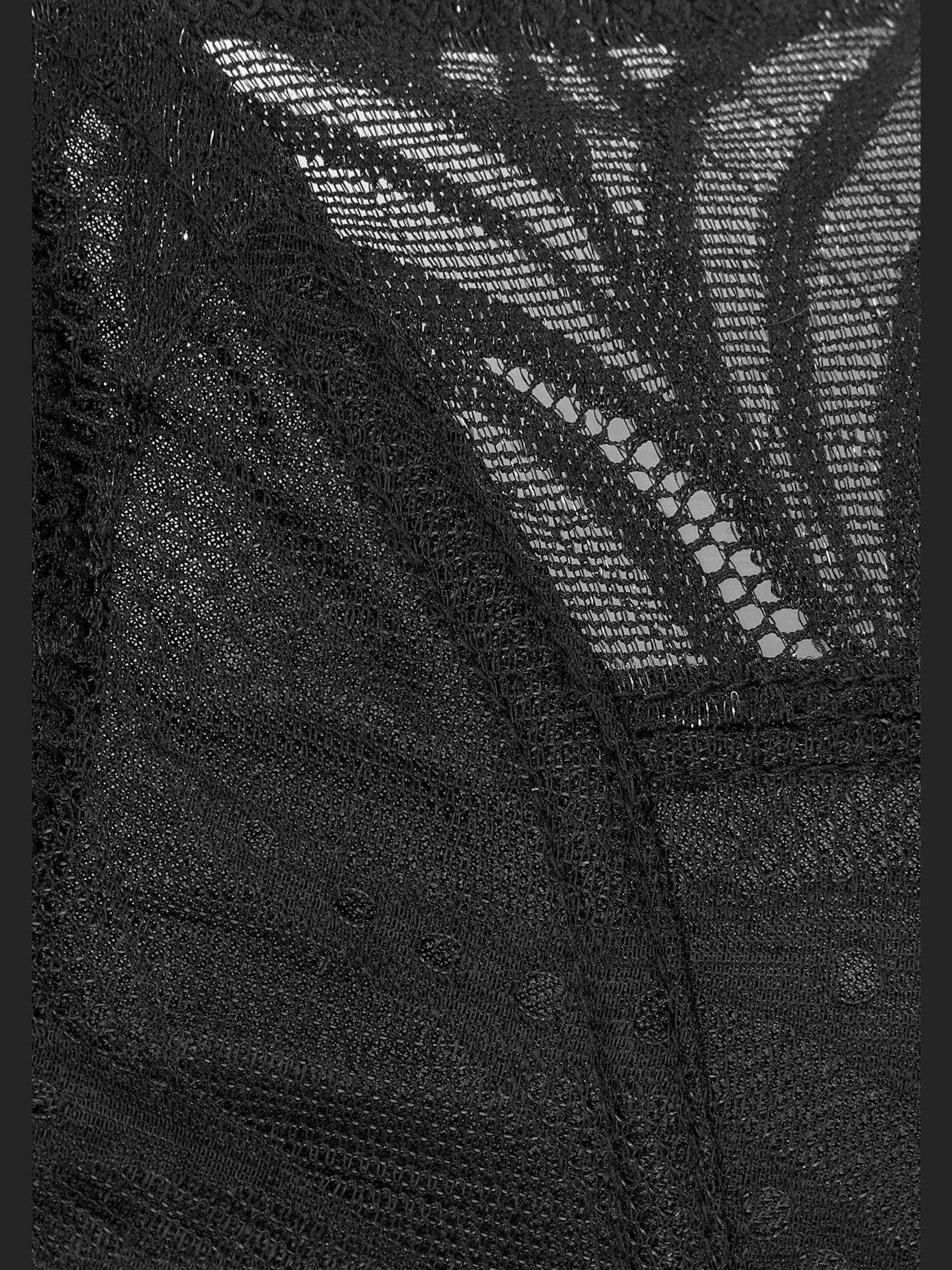 Soutien-gorge à armatures. bretelles fantaisie