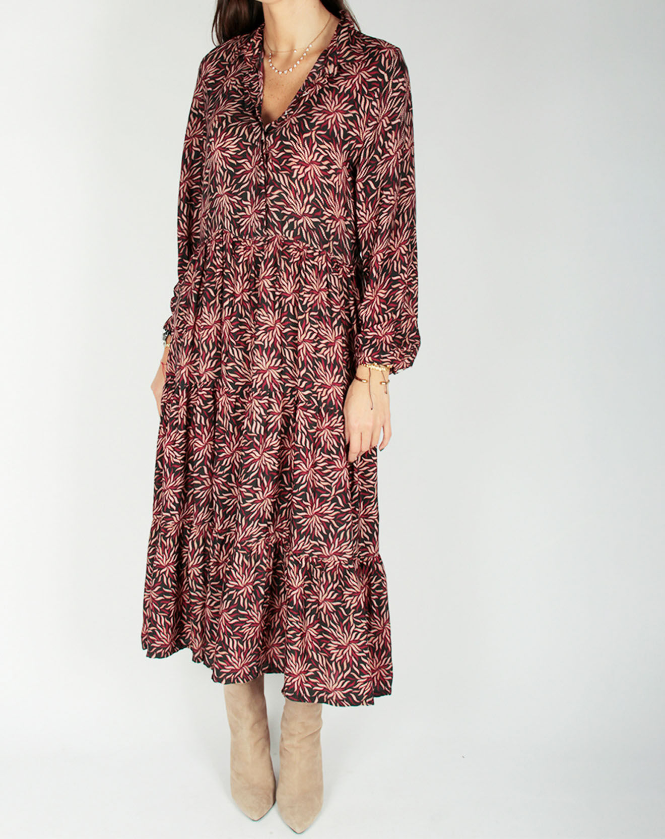 Lauren Vidal Robe en Soie mélangée Soan imprimée étoile rouge/noir