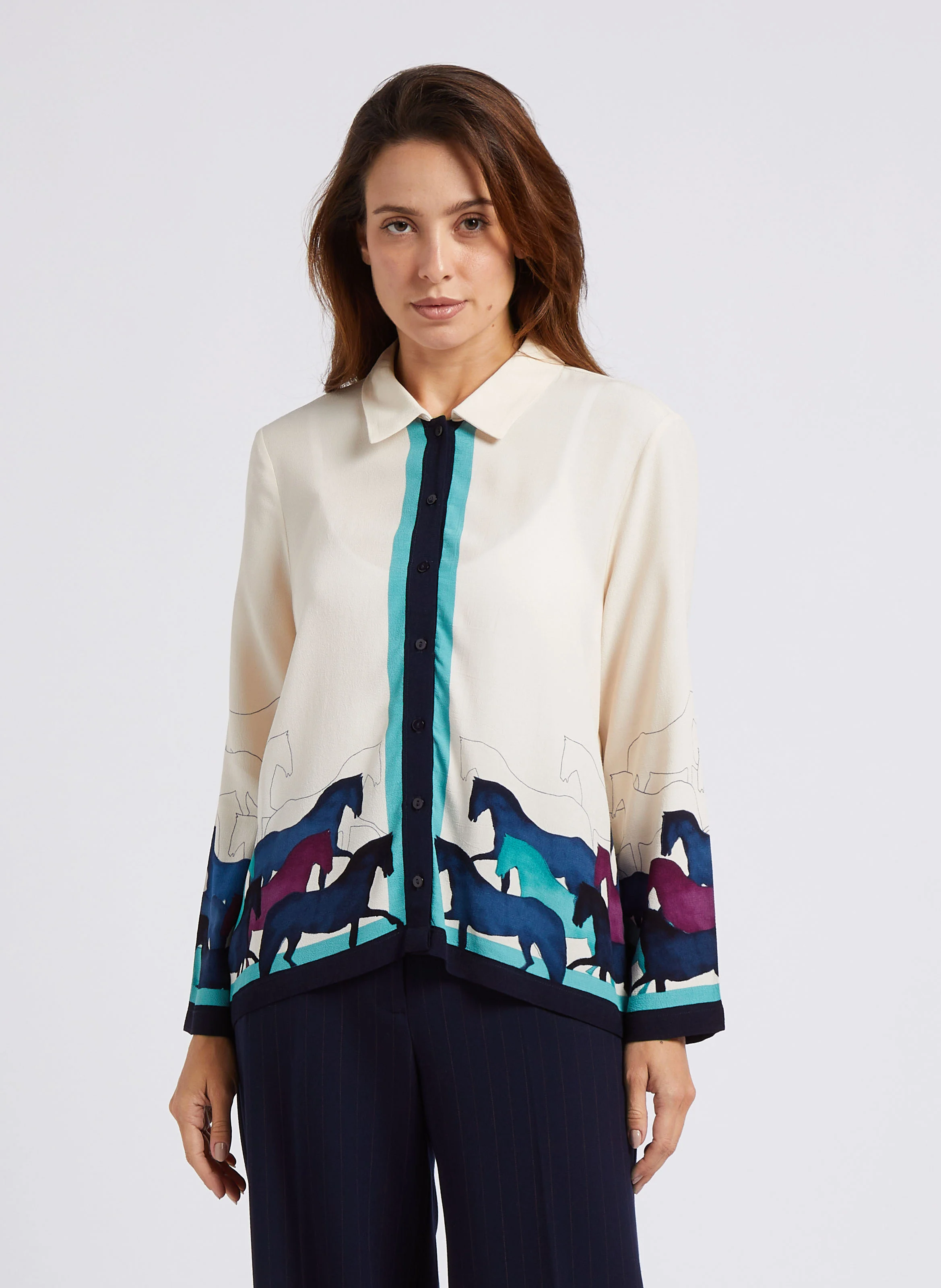 Chemise col classique imprimée en crêpe | Beige