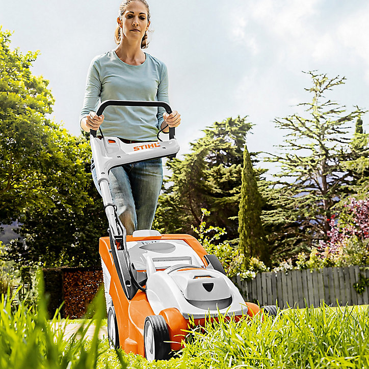 Tondeuse sans fil sur batterie 36 V Stihl RMA339C 37 cm (sans batterie)