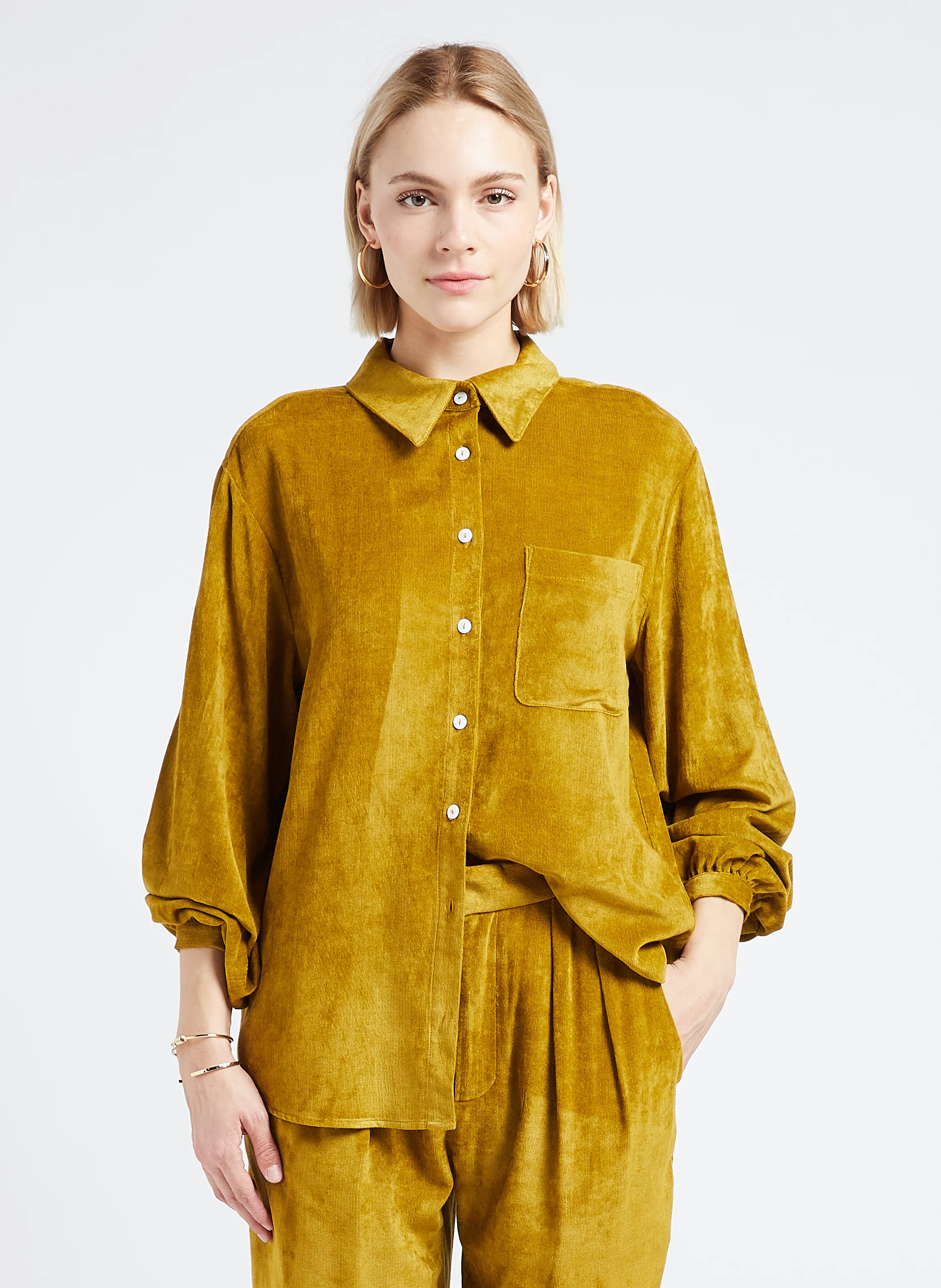 Chemise droite col classique en velours | Vert