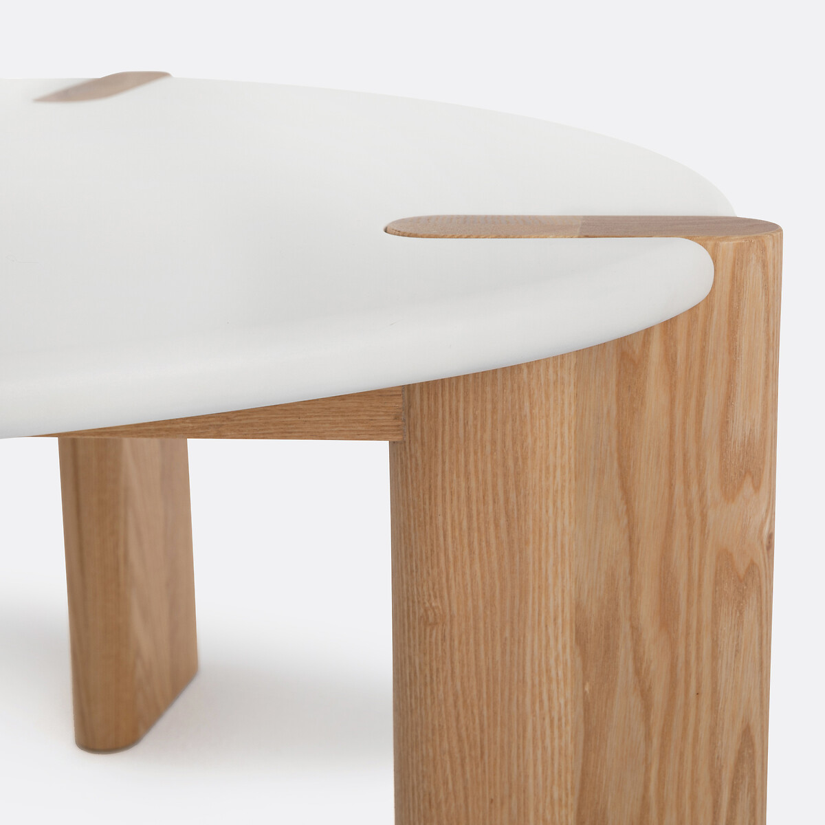 LA REDOUTE INTERIEURS<br>Mesa de centro Galet de formato orgânico