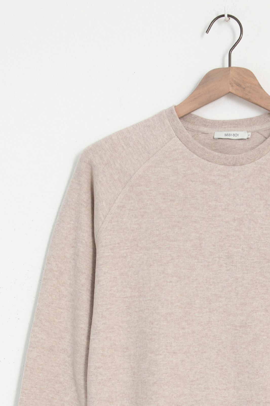 Raglan light sweater wit