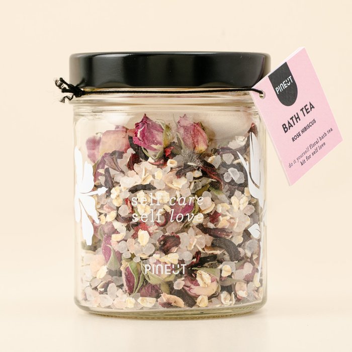 Pineut | Bad thee | Roze hibiscus