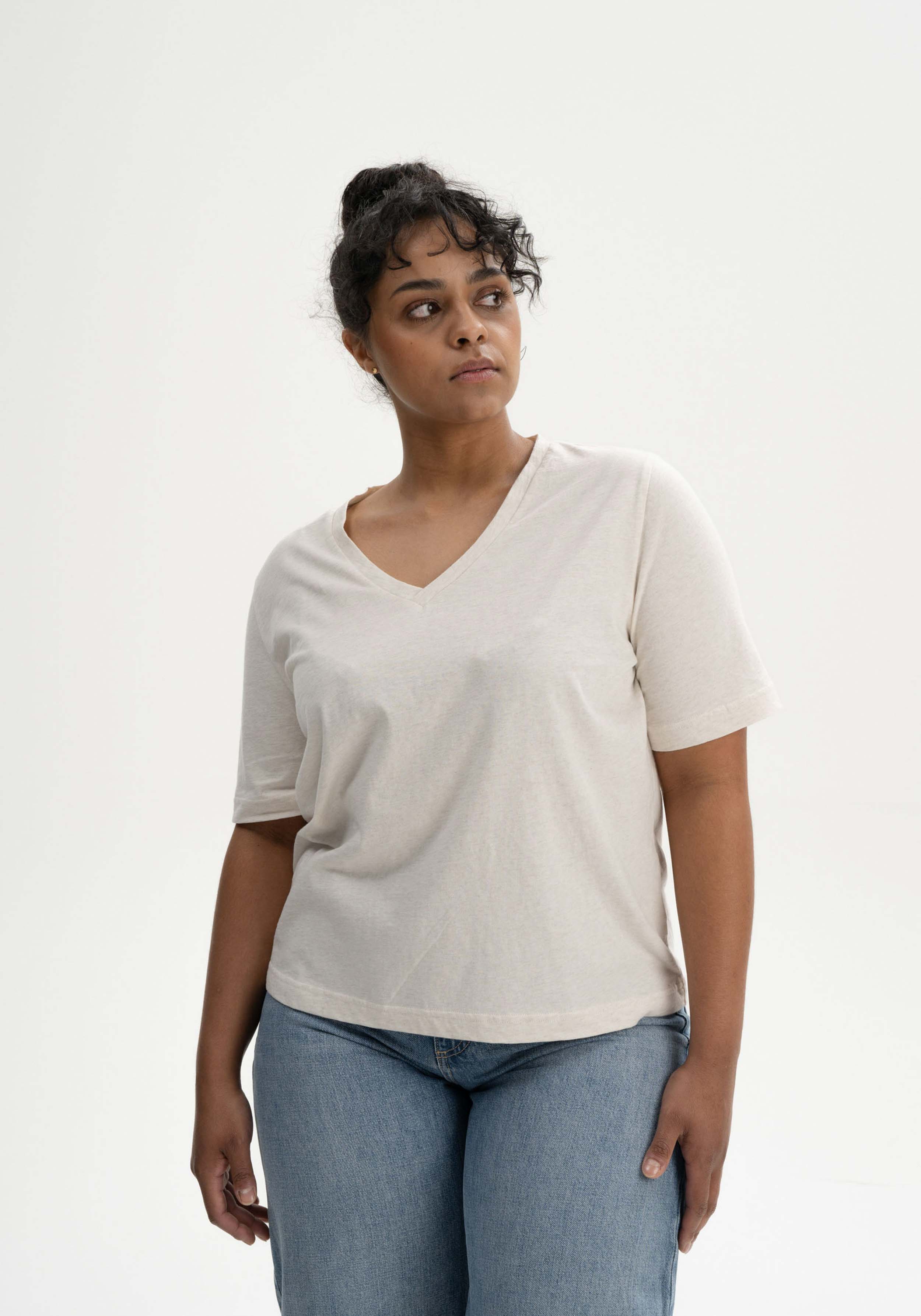 Mela T-Shirt Ankita V-Neck Cream Melange