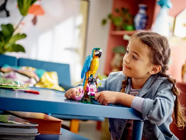 LEGO Creator 31136 Eksotisk papegøje
