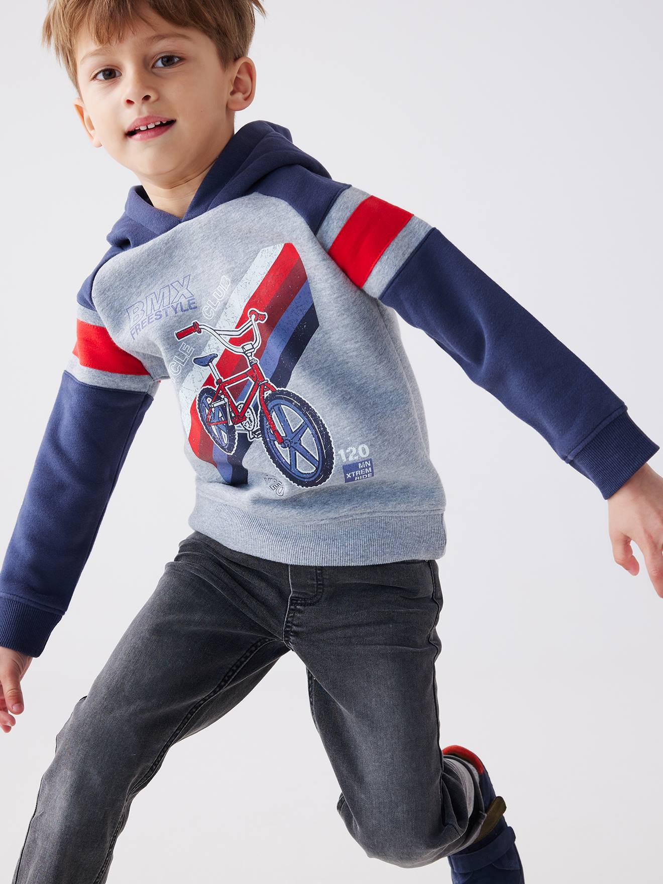 Moletom com capuz e mangas raglan com estampa de nozes pecan para meninos