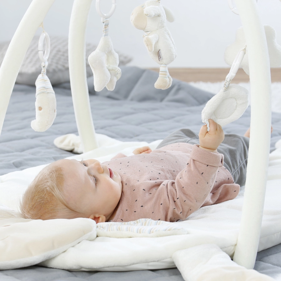 fehn® 3-D Activity-Decke mit Kissen BabyLove