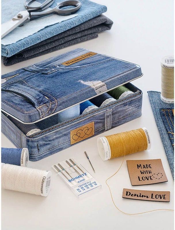 Gutermann - Denim-Box - Opbergblik - 12 Spoelen Jeansgaren - 5 Naaimachine Naalden - 3 Labels