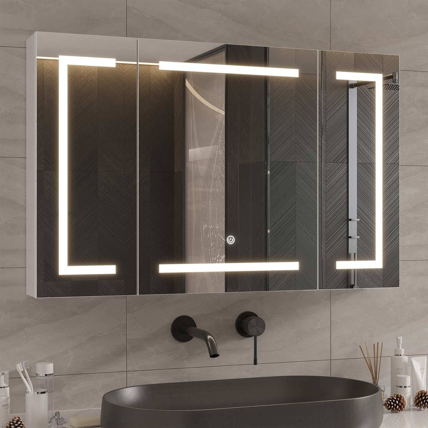 SIKAIC Hängeschränke Badezimmermöbel 100 cm Spiegelschrank Bad mit LED Beleuchtung und Steckdose Weiß / Metall / Modern