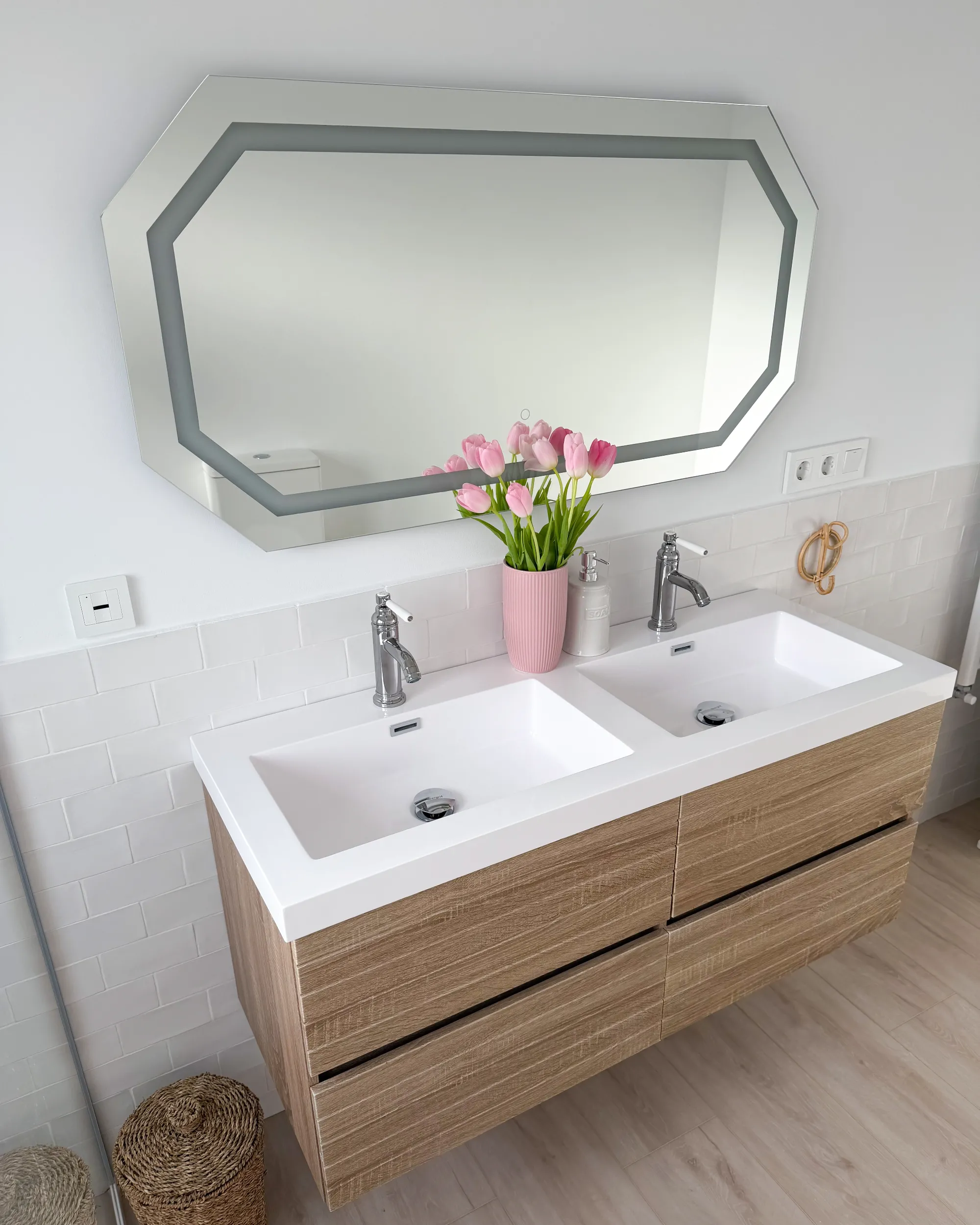 LED badkamerspiegel LOCMARIAQUER 120 cm 60 cm Zilver