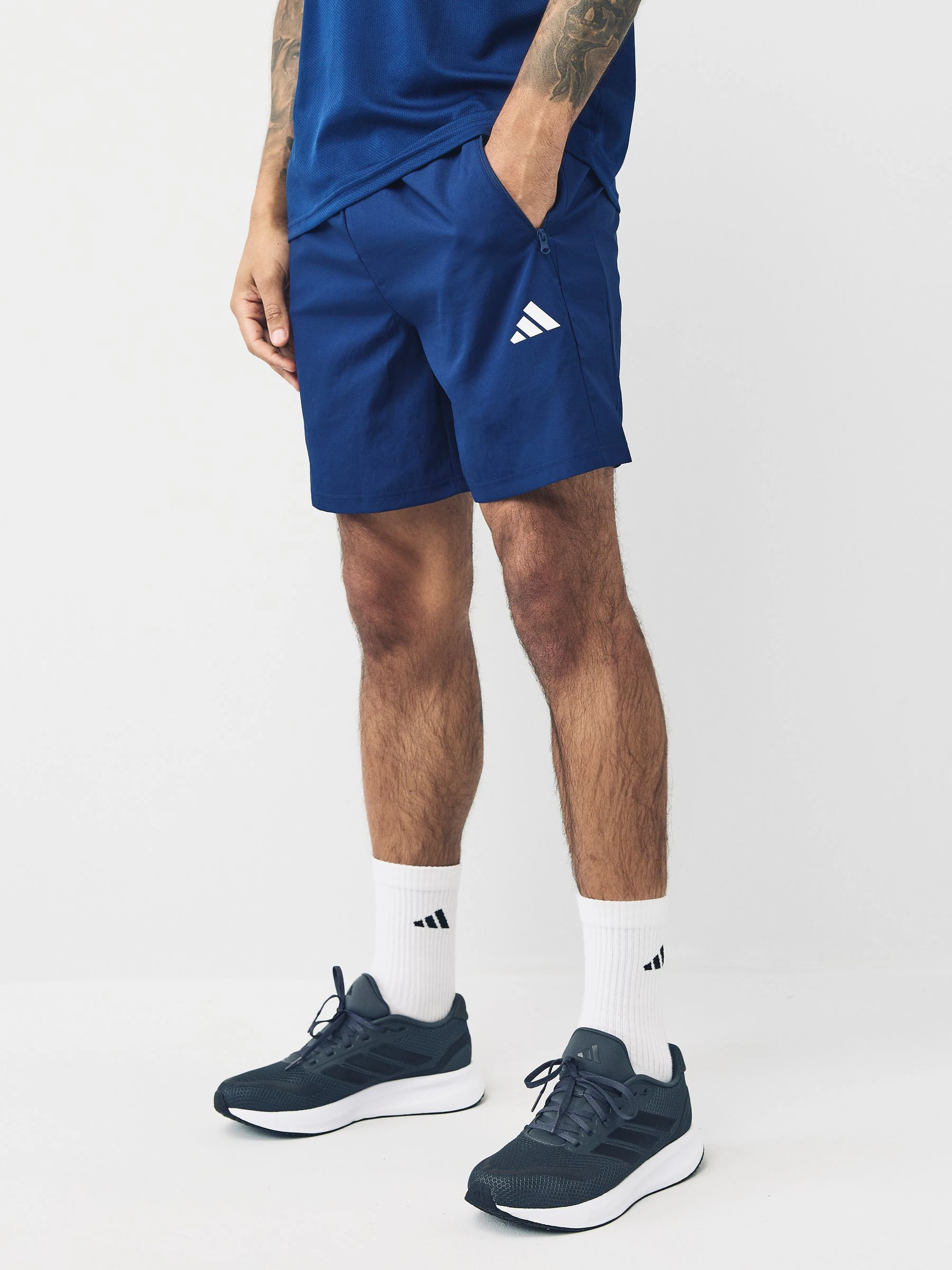 Blauw - adidas Train Essentials geweven trainingsshorts
