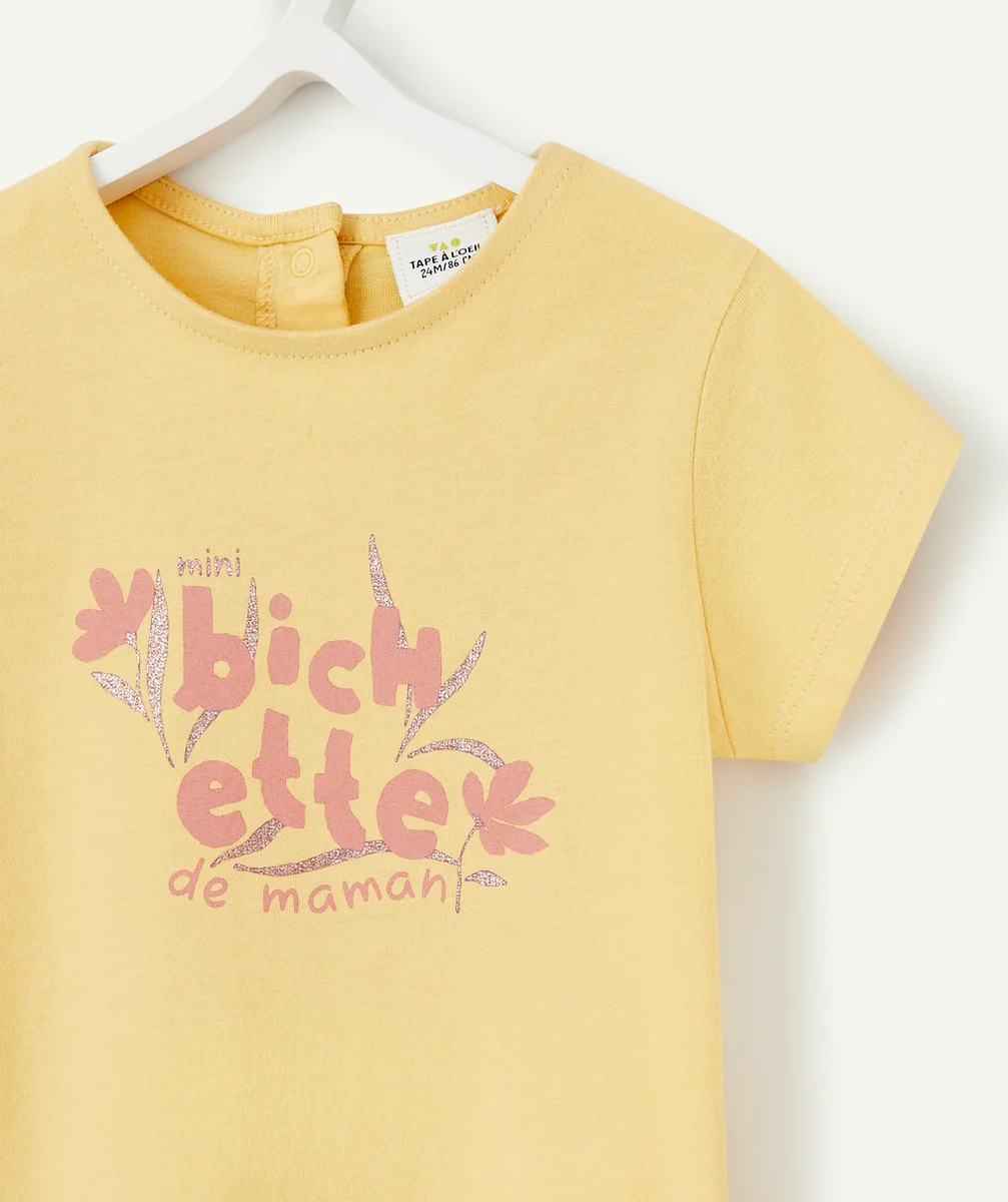 T-SHIRT BÉBÉ FILLE EN COTON BIO JAUNE AVEC MESSAGE ROSE