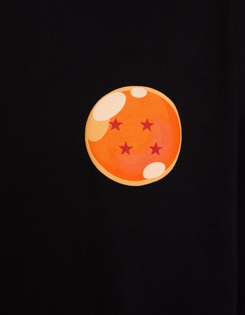Camiseta Dragon Ball de manga curta com modelagem quadrada
