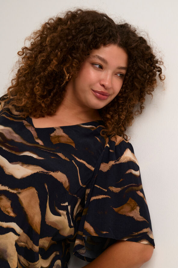Kaffe Curve KClana Blouse Black/brown tiger print