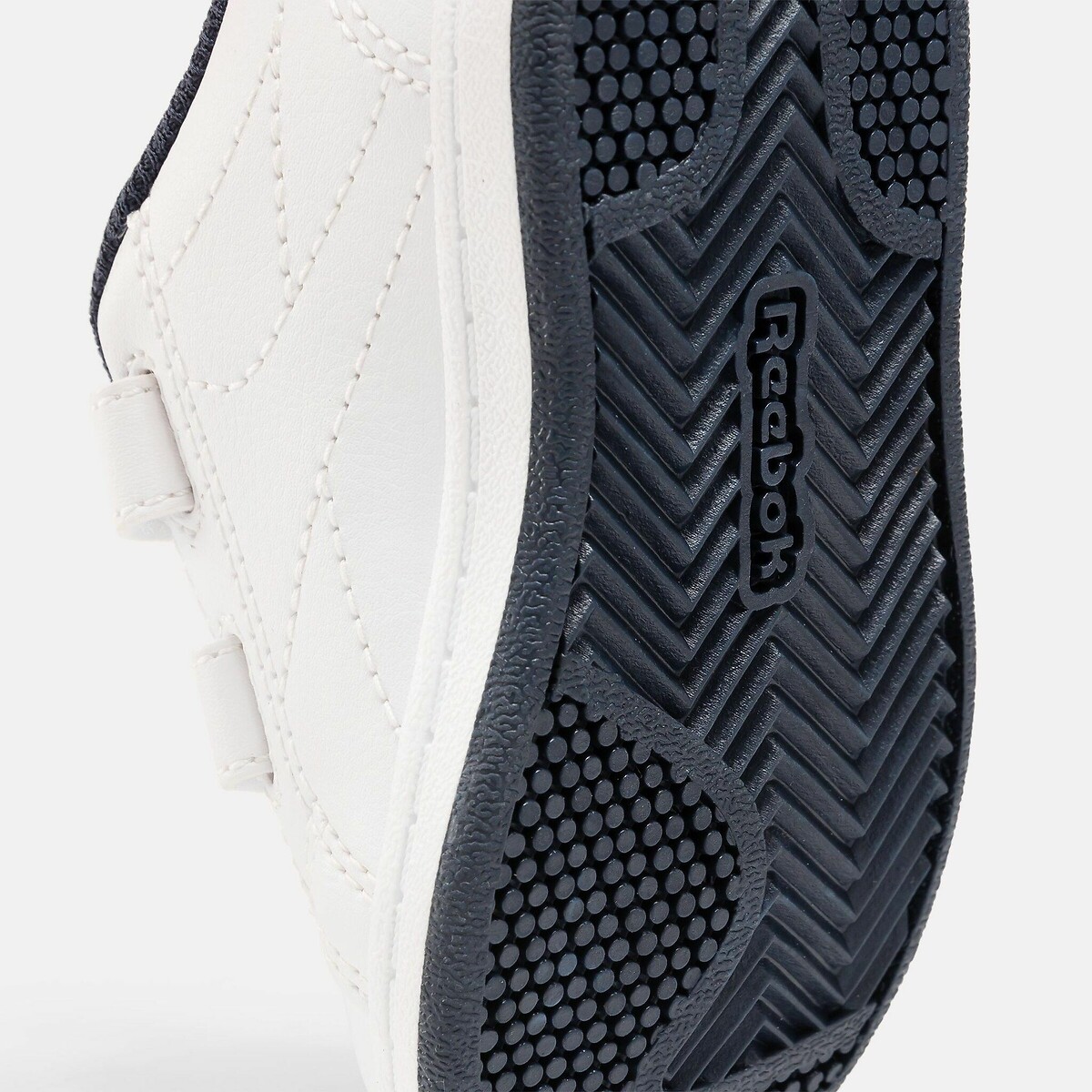 REEBOK<br>Tênis Complete Clean 2.1
