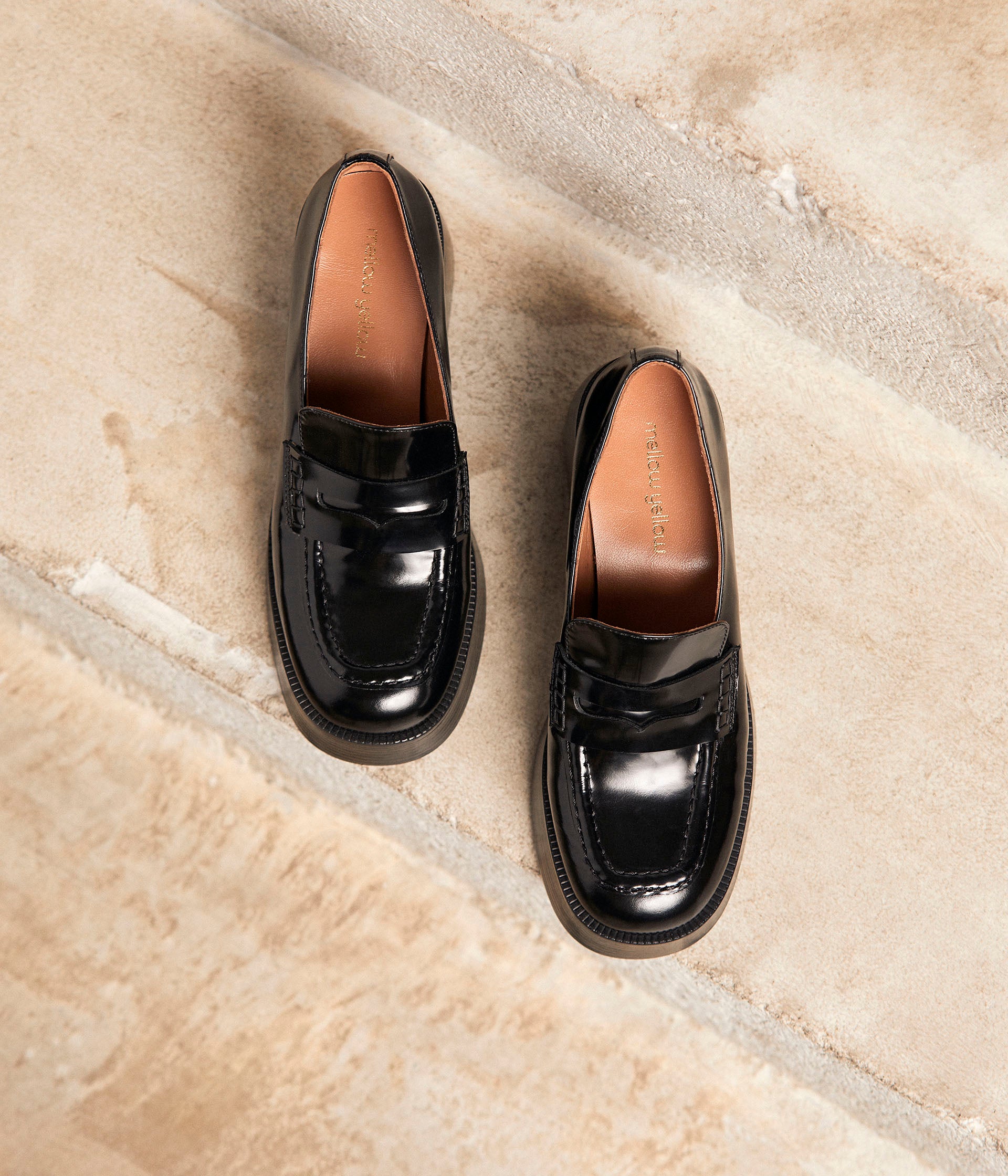 Mocassins noirs plateforme Anouch