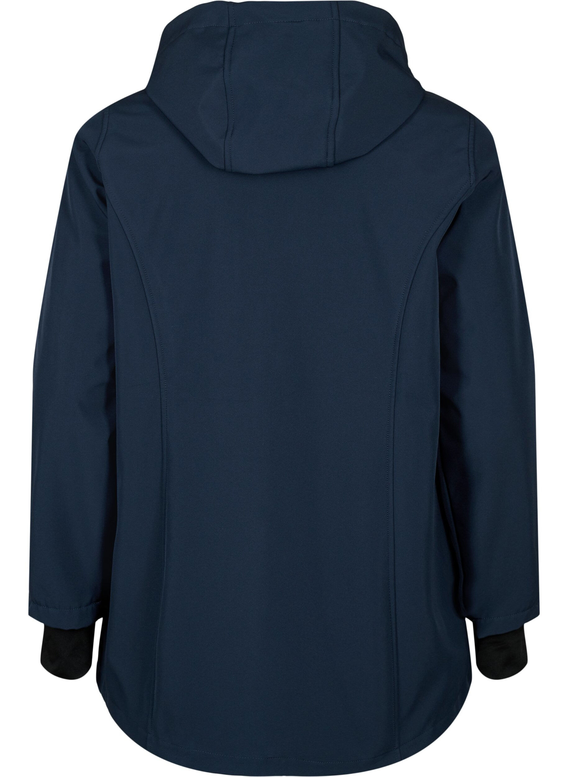 Kort softshell jakke med aftagelig hætte