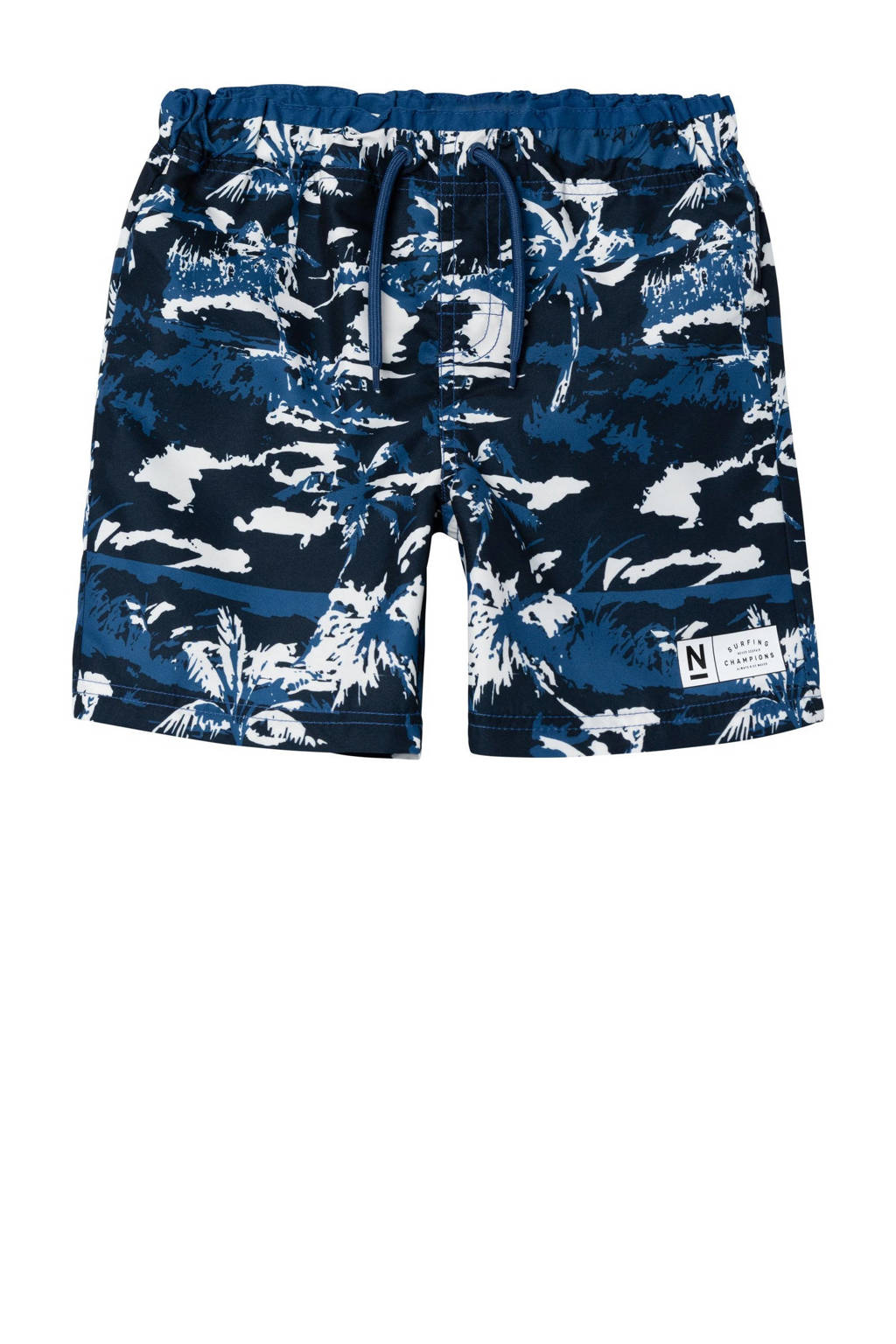 Name It is een super goed artikel voor de wat smallere kinderenzwemshort NKMZABA met all over print donkerblauw/wit