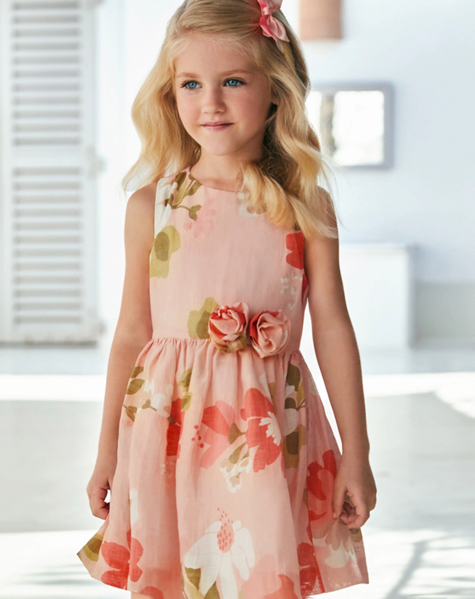 Kleid PEACH PEARL ärmellos in nude