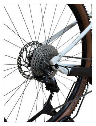 Produit reconditionné . Cube Reaction Hybrid One 625 SHIMANO 2024 . VTT électrique . Cube . très bon état