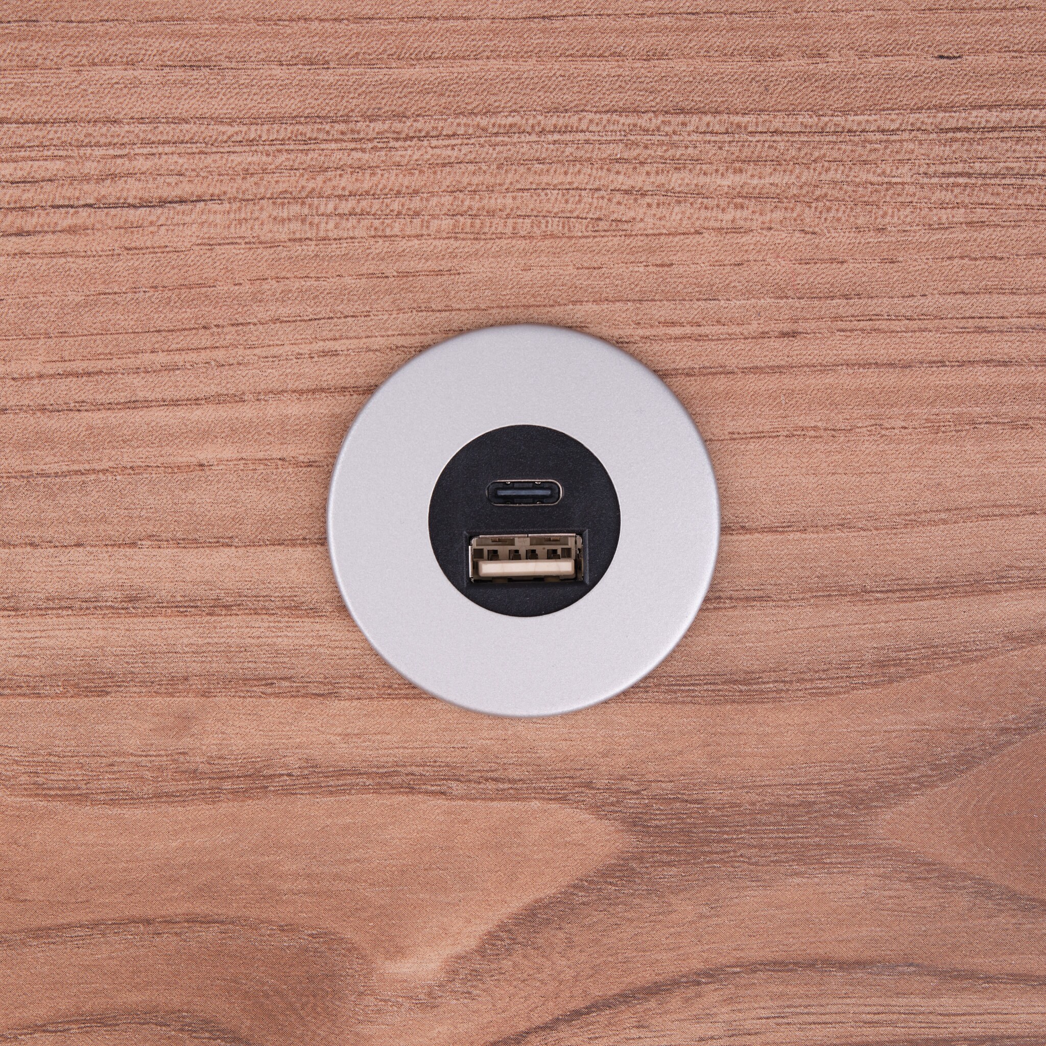 Einbau USB-Hub 2 in 1 Silbergrau USB und USB-C, silbergrau, Steckdose für Smartphone, Tablet, E-Reader Möbeleinbau 12V silbergrau