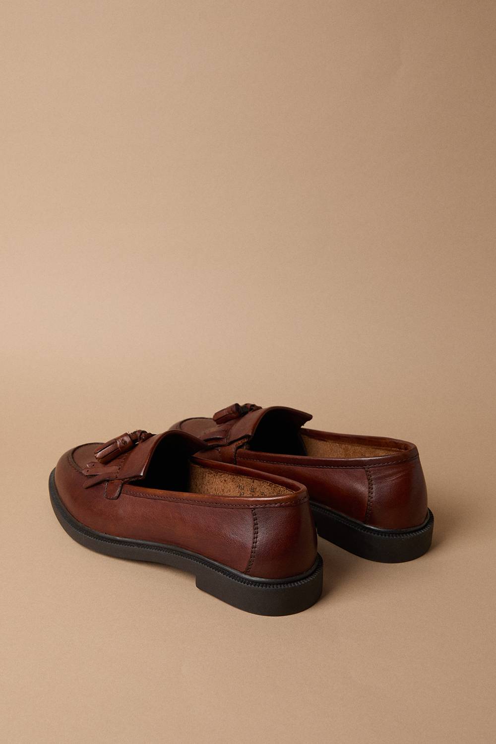 Oasis Mocassins à Pompons Brighton en Cuir Véritable