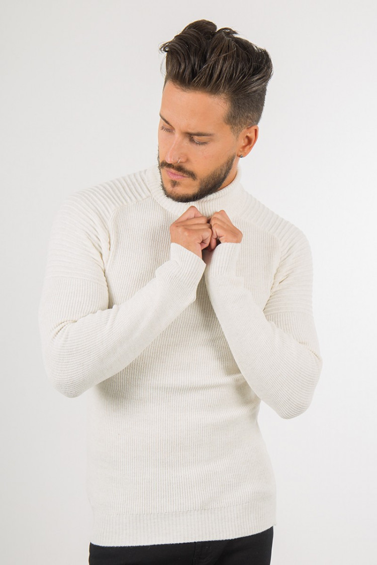 Pull fin col roulé slim