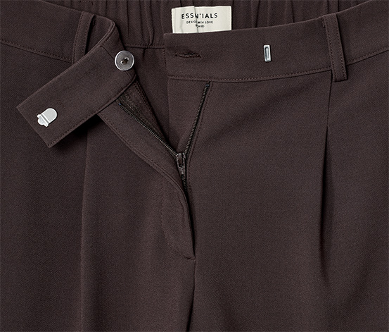 Webhose mit Bundfalten