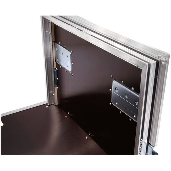 Thon Triple Door Rack 8U 55