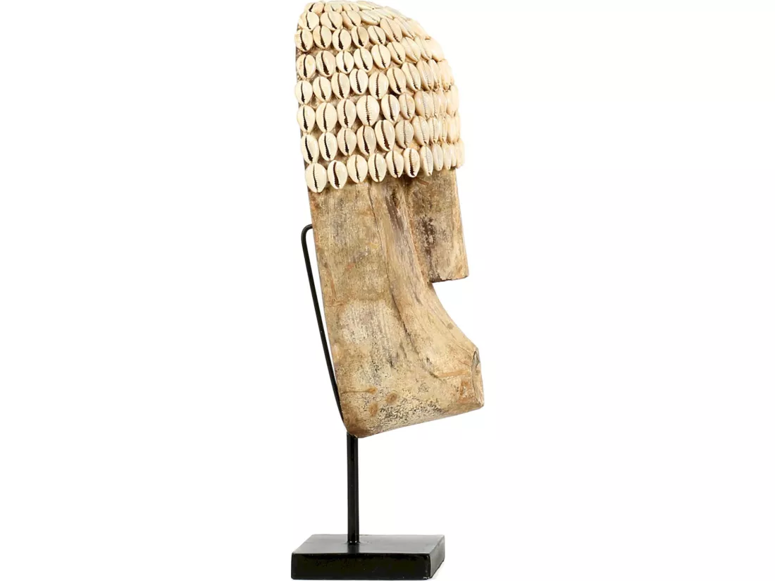 Masque cauri ethnique sur pied en bois