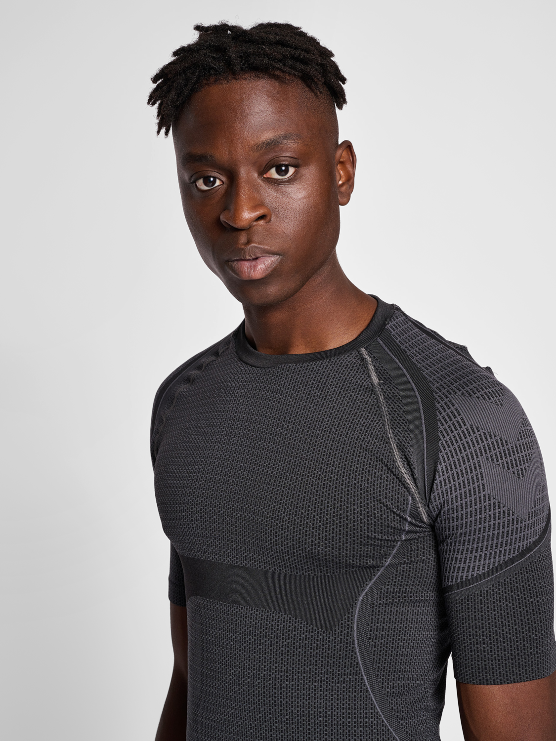 hmlMT OLLI SEAMLESS TIGHT T-SHIRT