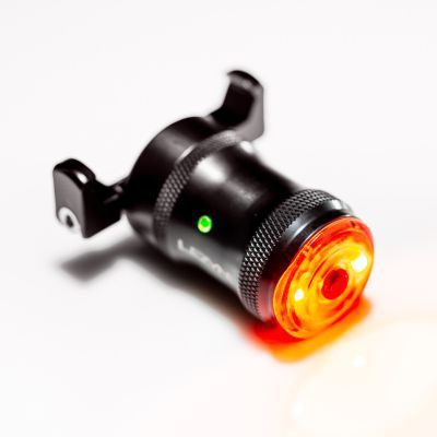 SADDLE Ai ALERT 250 Rücklicht  Schwarz  250 Lumen
