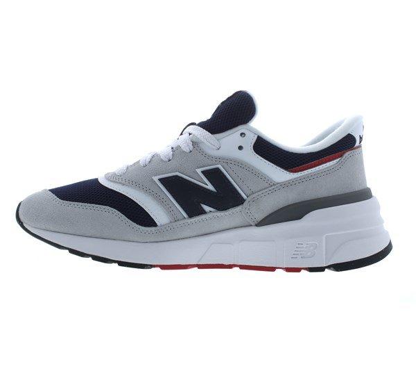 New Balance 977R Trainers