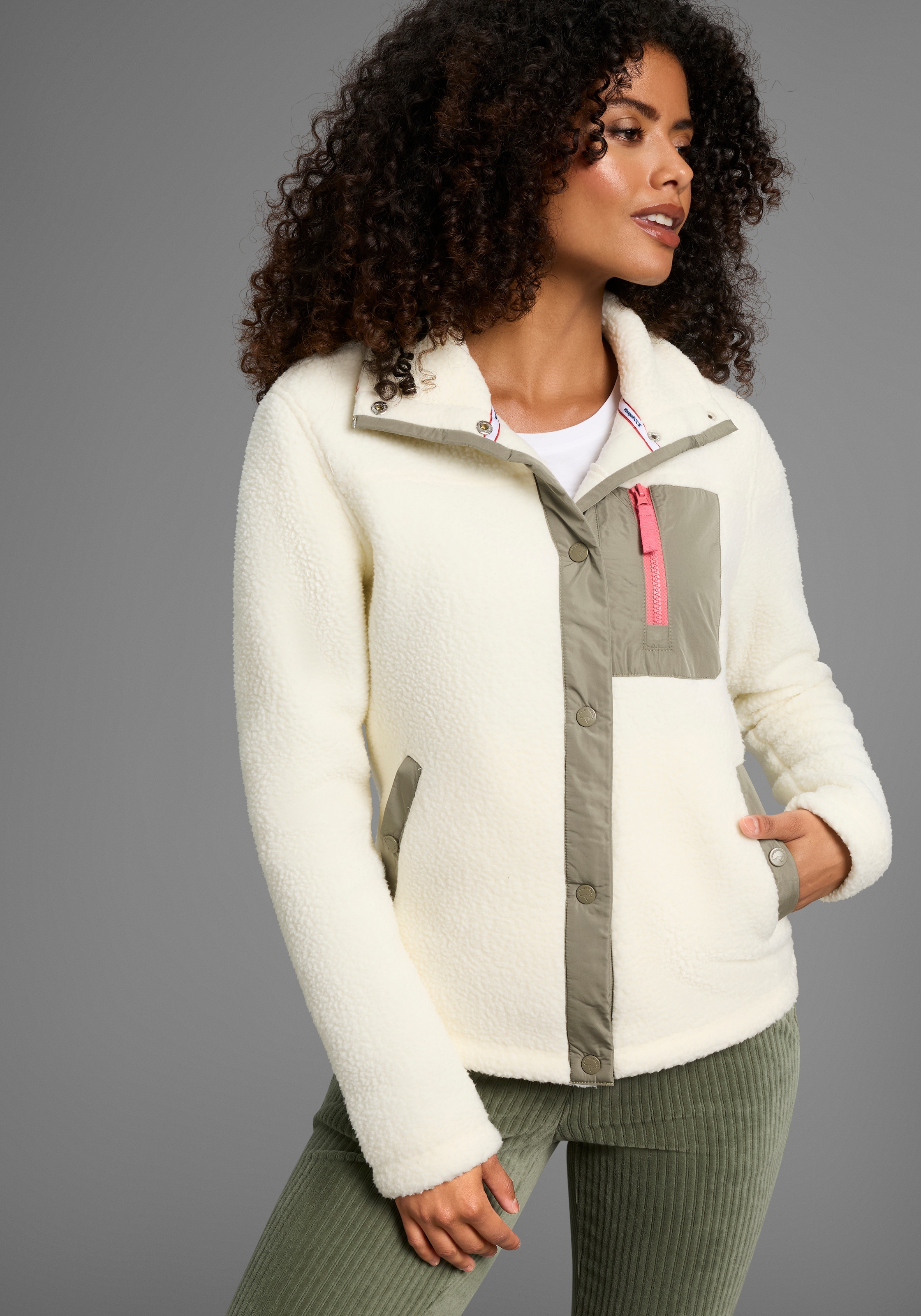 KangaROOS Fleecejacke Sherpa Fleece, Teddy Fell Imitat mit Druckknöpfen