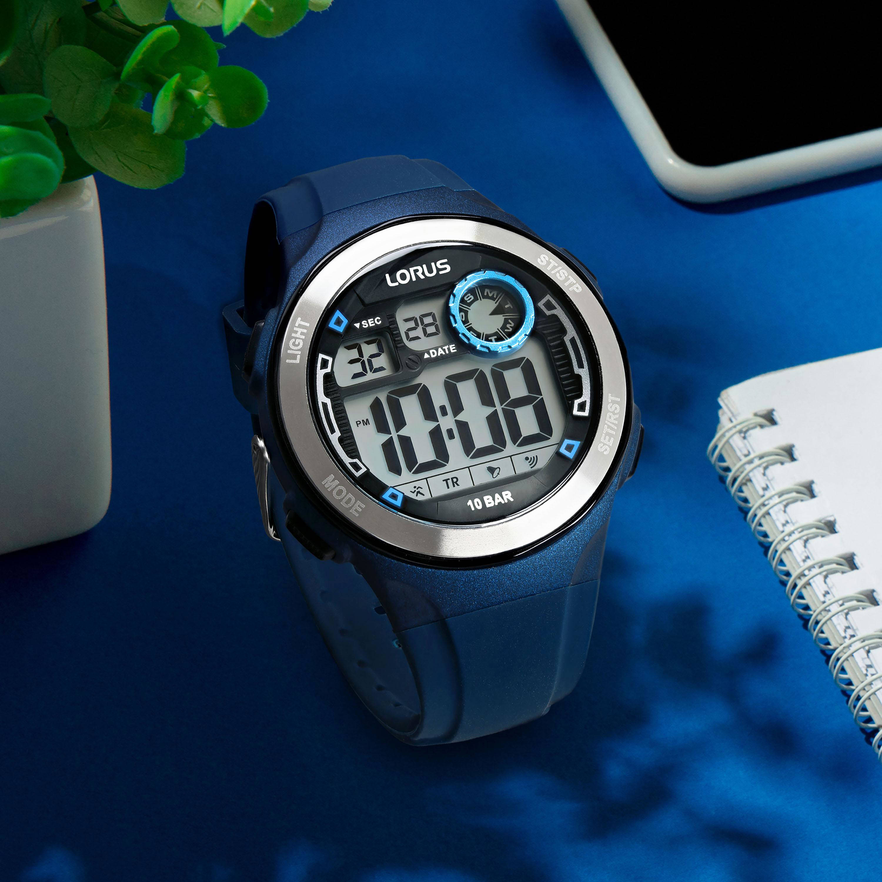 Lorus horloge R2383NX9 donkerblauw