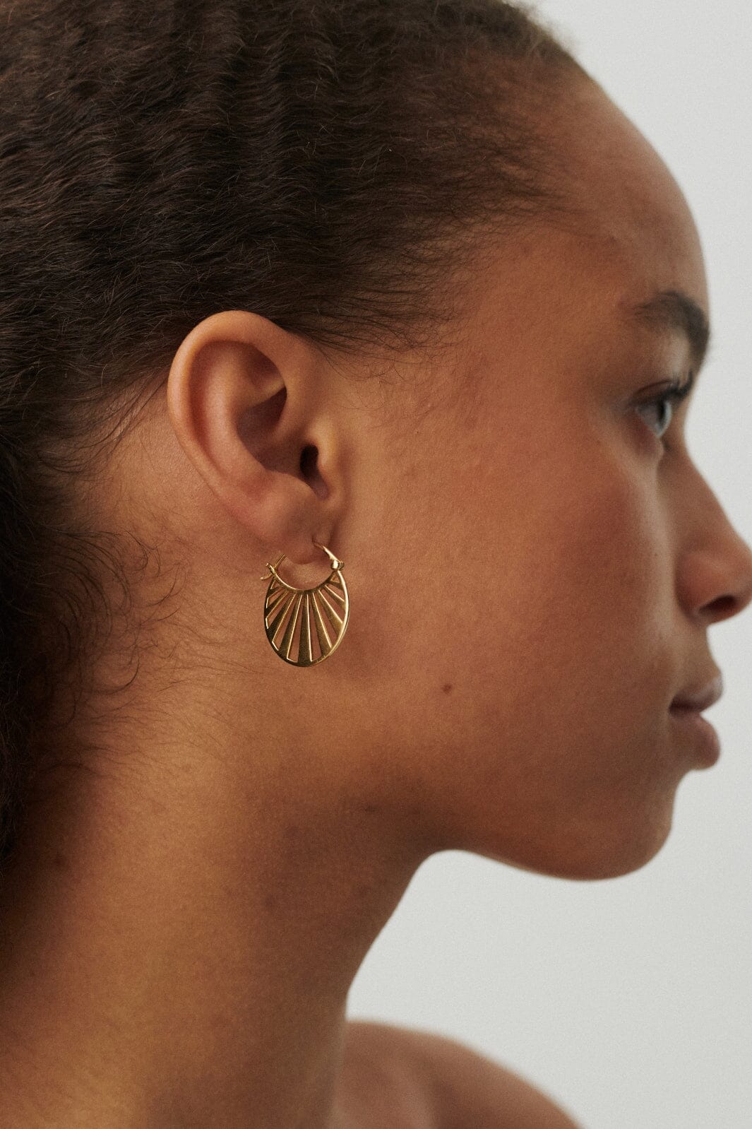 Pernille Corydon Jewellery Misty Light Earrings golden