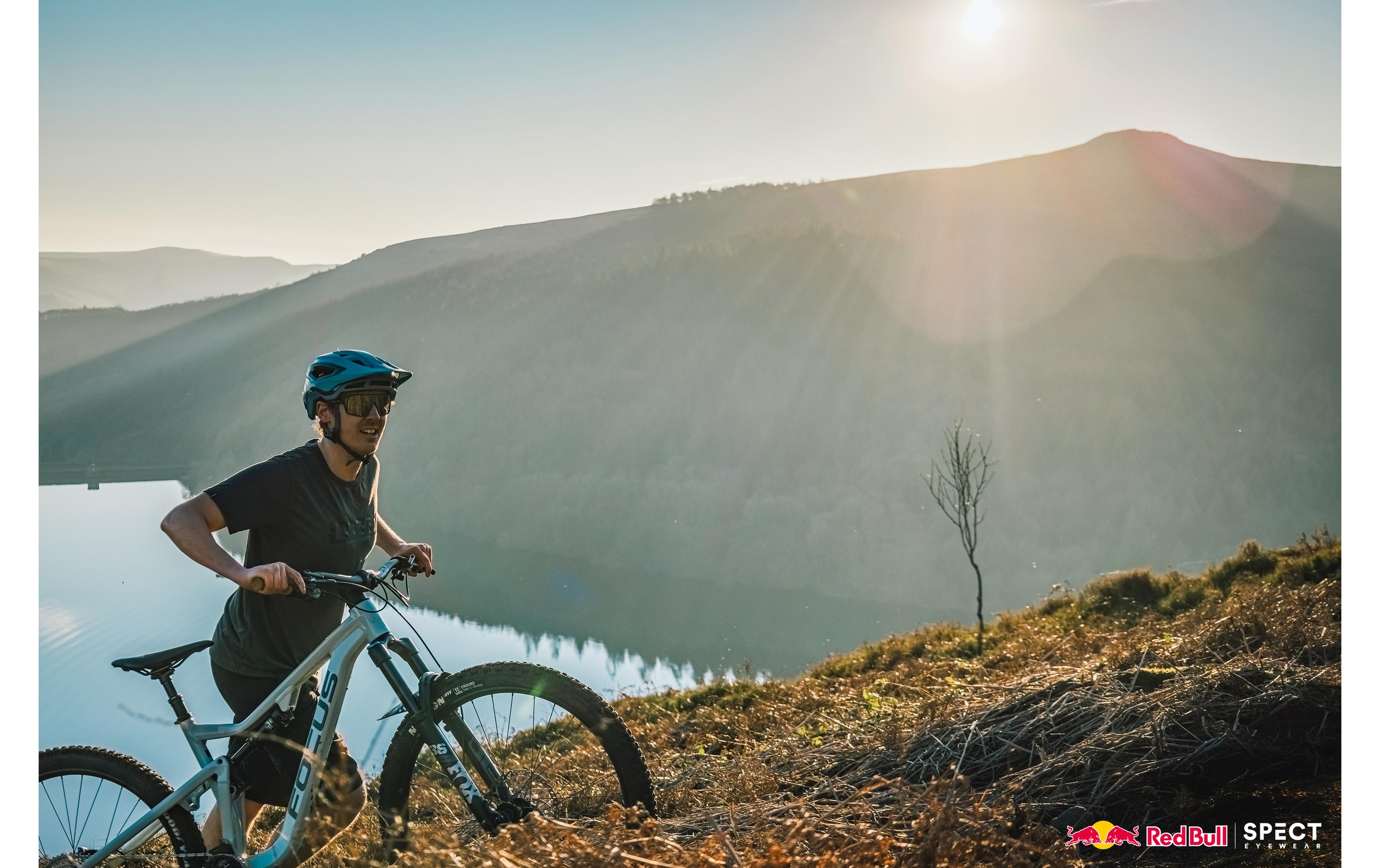 DASHIdeale Statement-Fahrradbrille für schmale Gesichtsformen
