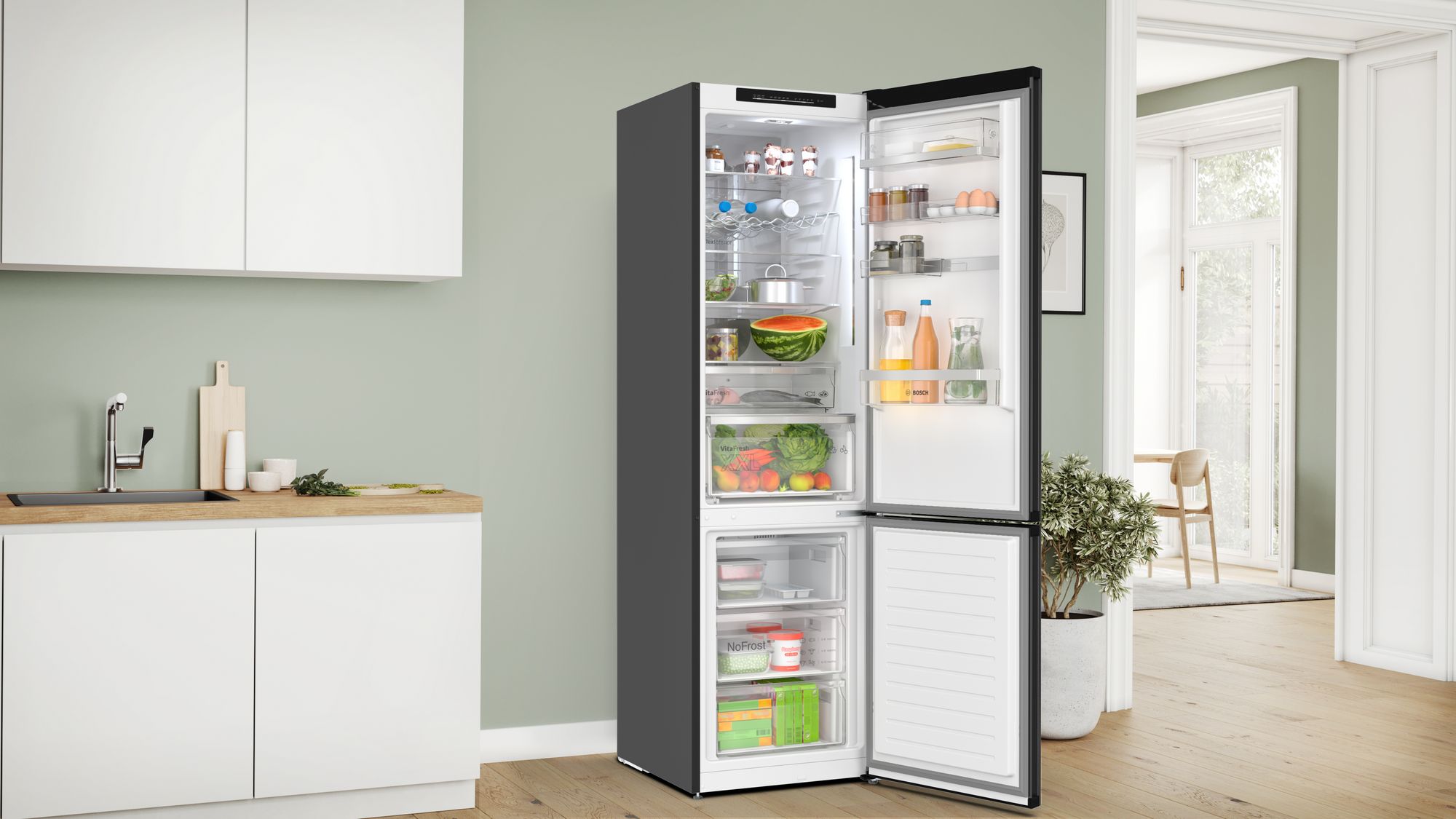 # PRODUTO RECONDICIONADO # Refrigerador Combinado Independente Série 6, Acabamento em Vidro 203 x 60 cm Preto KGN39LBCF-B