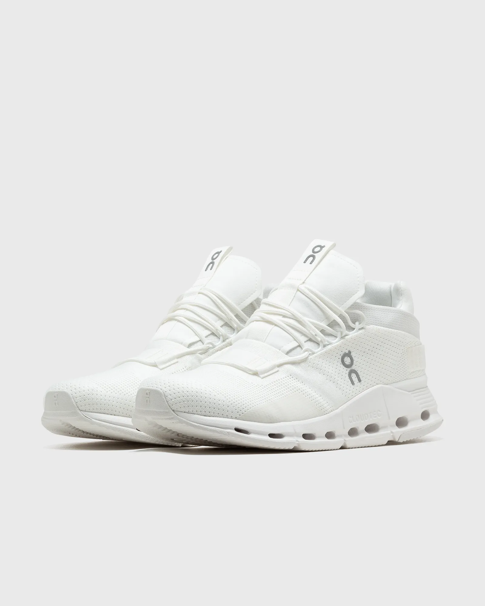 ON Cloudnova Undyed