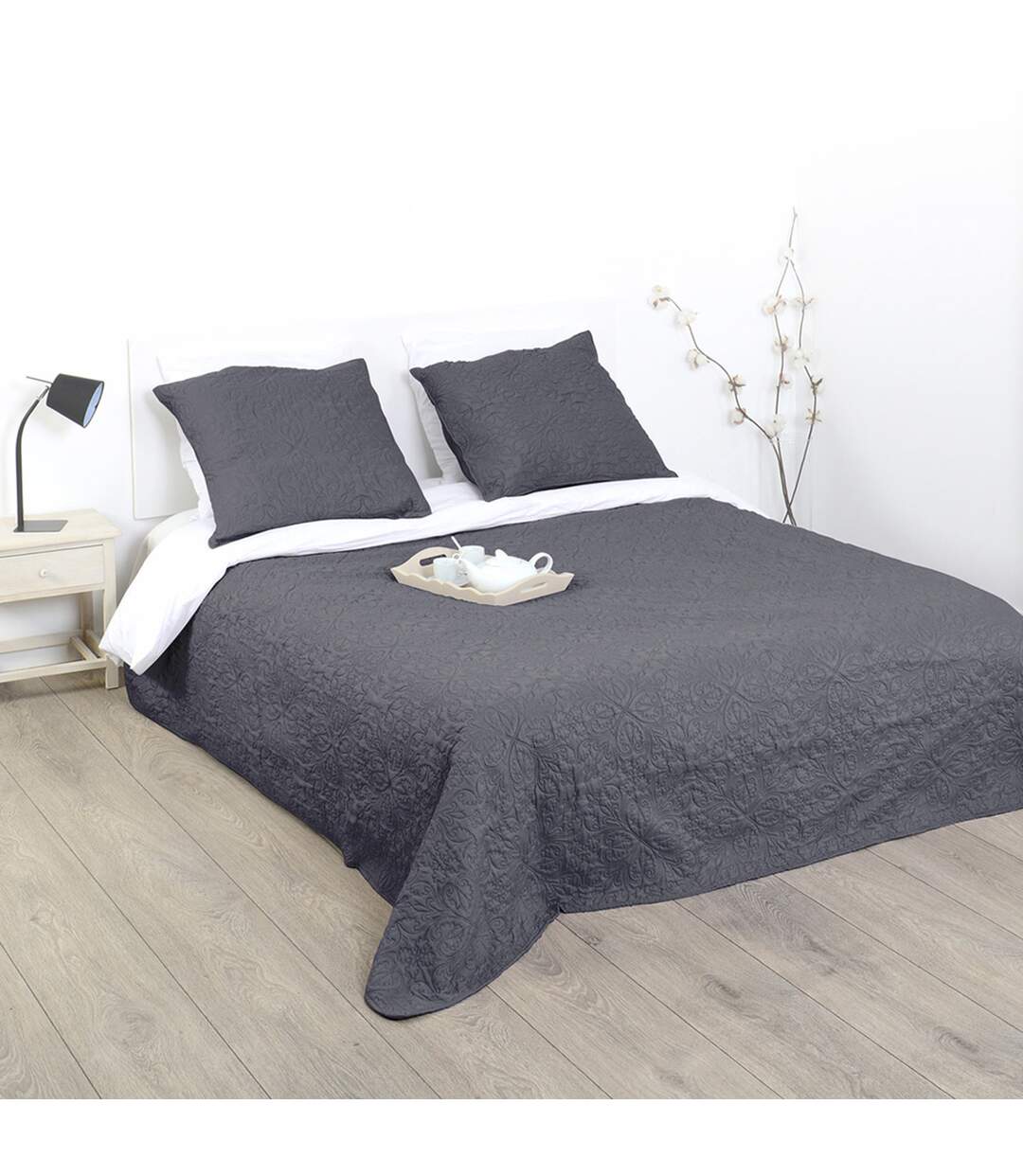 Dessus de lit et 2 taies Arabesque - 260 x 240 cm. - Gris foncé