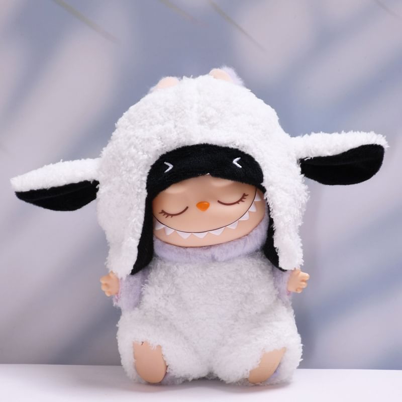 Miumi - Set: Dierenschaap Hoed + Kostuum Poppenkleding - 17cm
