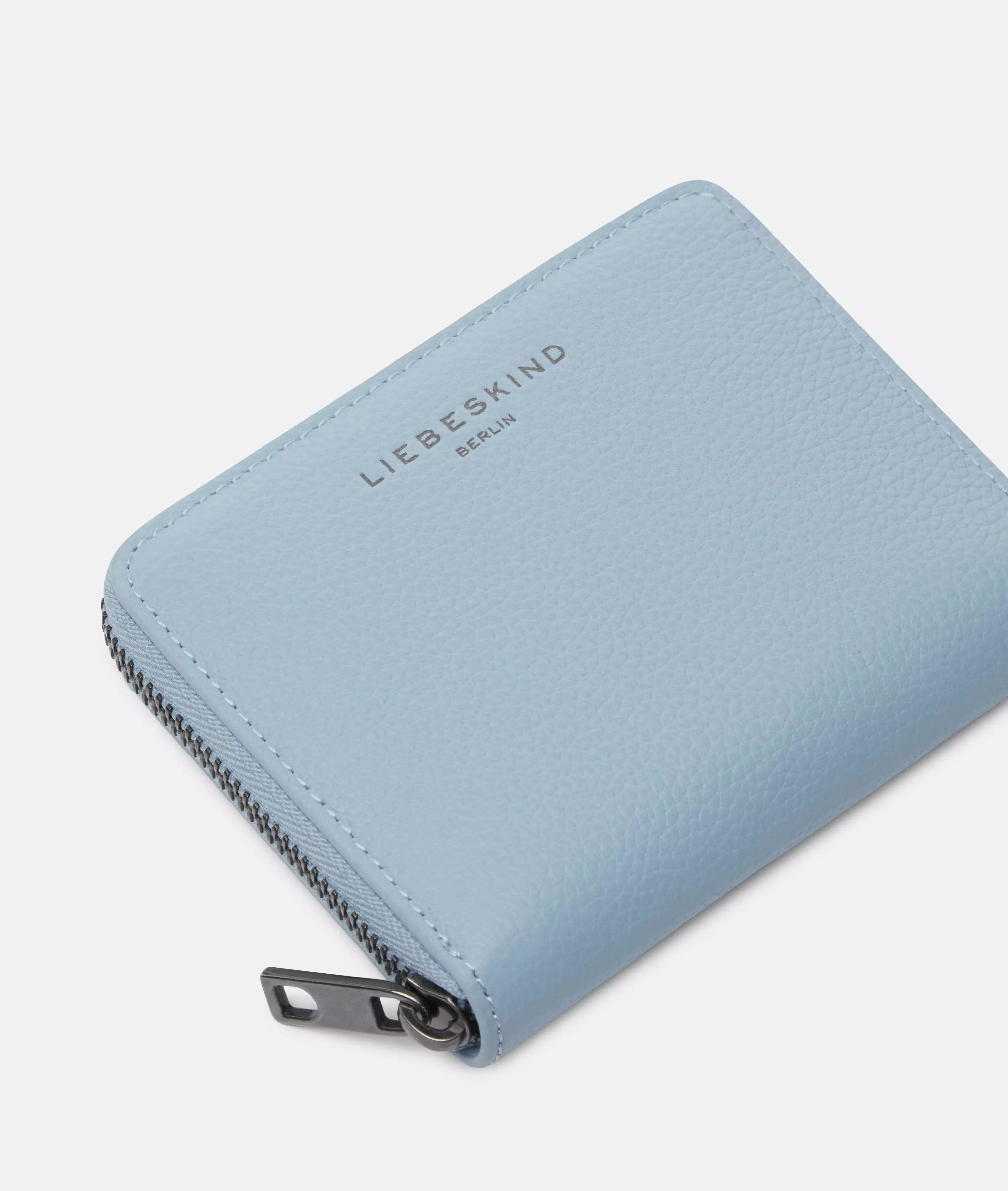 Wallet Spacious cowhide leather wallet