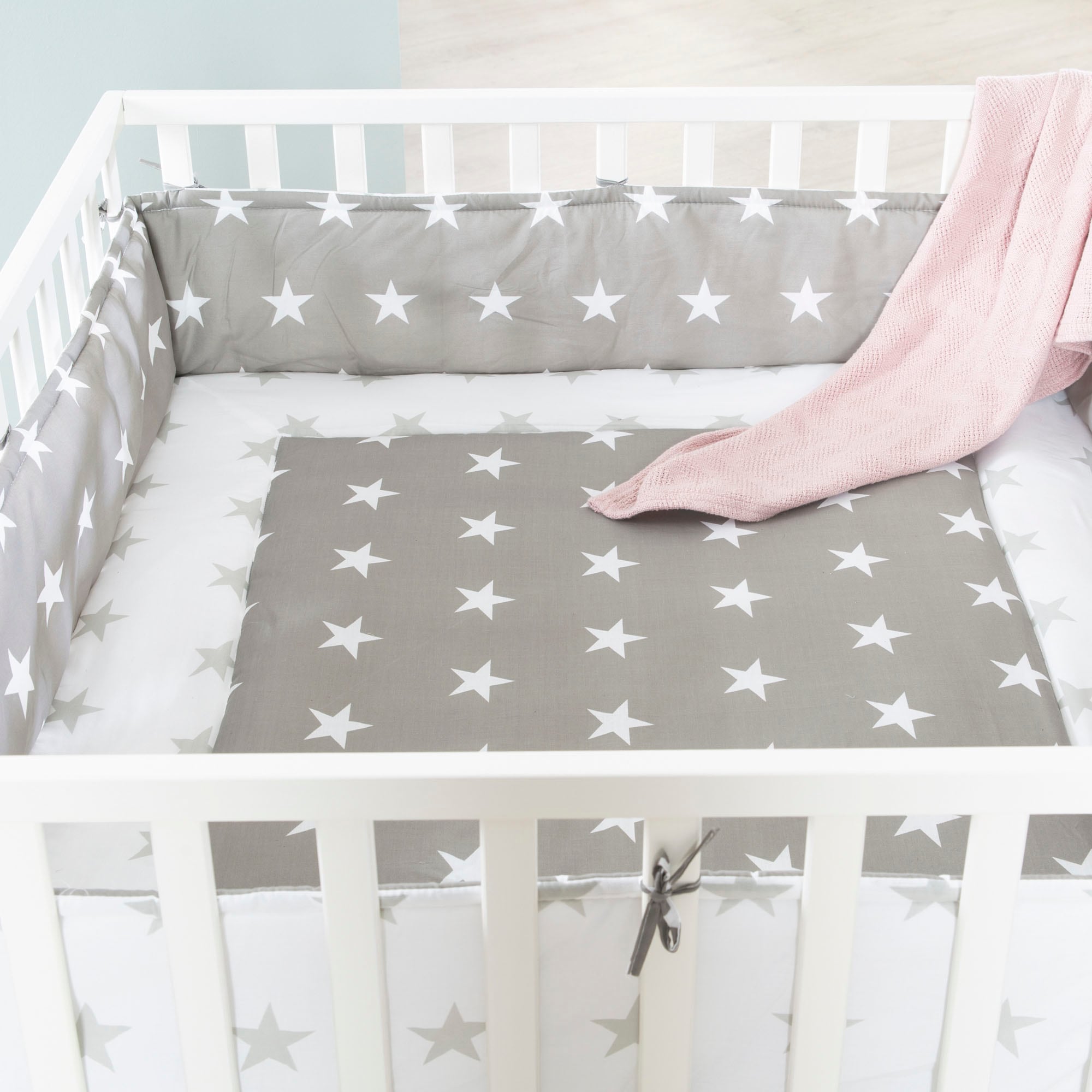 roba® Laufgitter »Little Stars, 100x100 cm, weiss« bis 15 kg mit Stoffeinlage und Nestchen; Rollen, höhenverstellbar