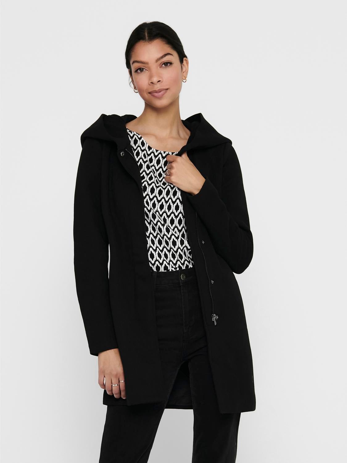 ONLSEDONA Mantel Black