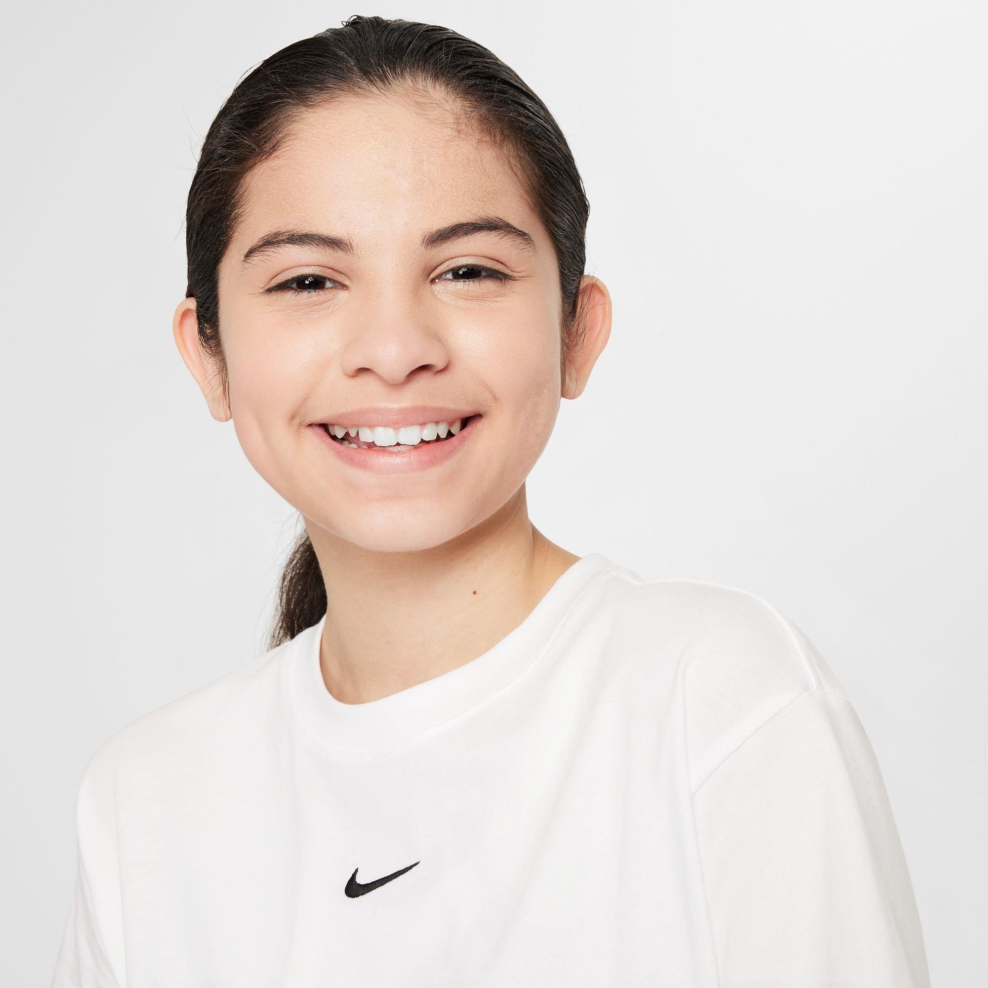 Nike Sportswear Big Kids(Girls) T Shirt