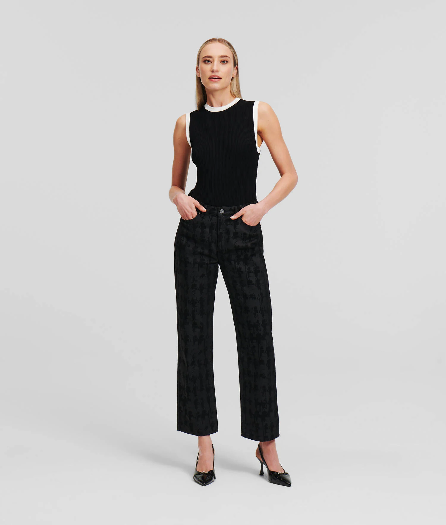 JEAN GIRLFRIEND KARL ESSENTIAL KAMEO